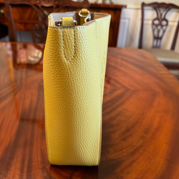 NWT Stella Mccartney  Perforated Logo Faux-Leather Shoulder Bag - Banana - Picture 9 of 15